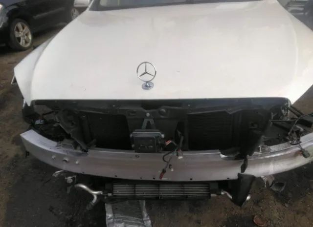 Photo 5 VIN: WDDUG8GB9JA345628 - MERCEDES-BENZ S 560 