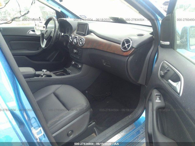 Photo 4 VIN: WDDVP9AB4EJ001570 - MERCEDES-BENZ B-CLASS 