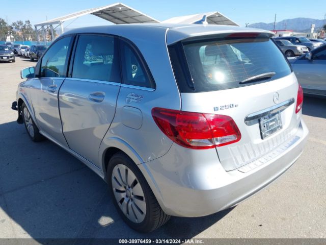 Photo 2 VIN: WDDVP9AB7HJ011725 - MERCEDES-BENZ B 250E 