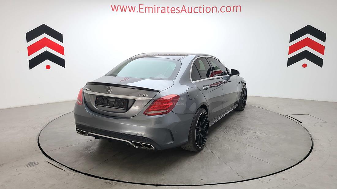 Photo 16 VIN: WDDWF4CB4JR338601 - MERCEDES C 