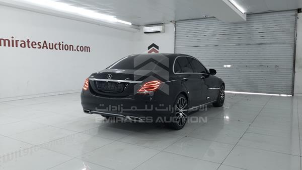 Photo 8 VIN: WDDWF4CB5GR118733 - MERCEDES-BENZ C200 