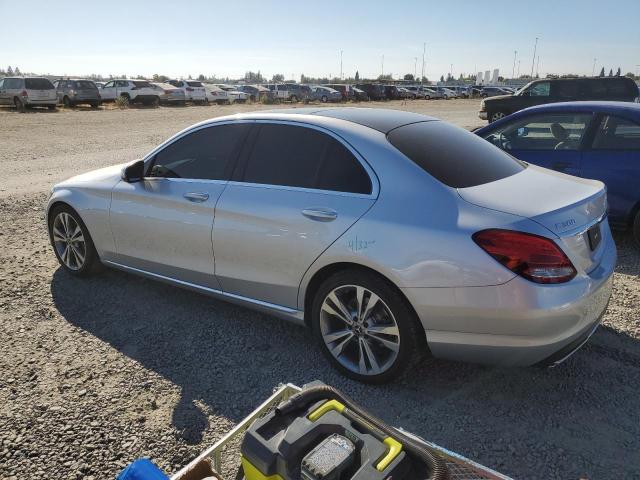 Photo 1 VIN: WDDWF4JB2JR404579 - MERCEDES-BENZ C-CLASS 