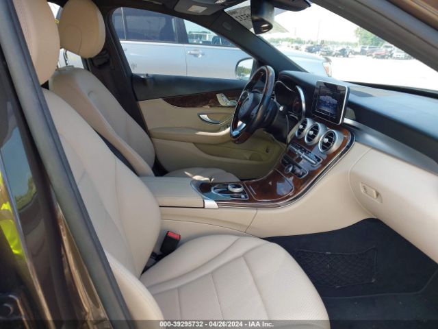 Photo 4 VIN: WDDWF4JB4JR348502 - MERCEDES-BENZ C 300 