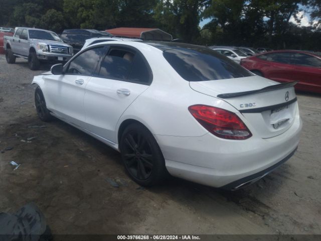 Photo 2 VIN: WDDWF4JB4JR409928 - MERCEDES-BENZ C-CLASS 