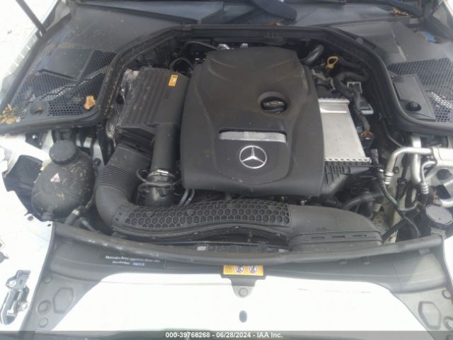 Photo 9 VIN: WDDWF4JB4JR409928 - MERCEDES-BENZ C-CLASS 