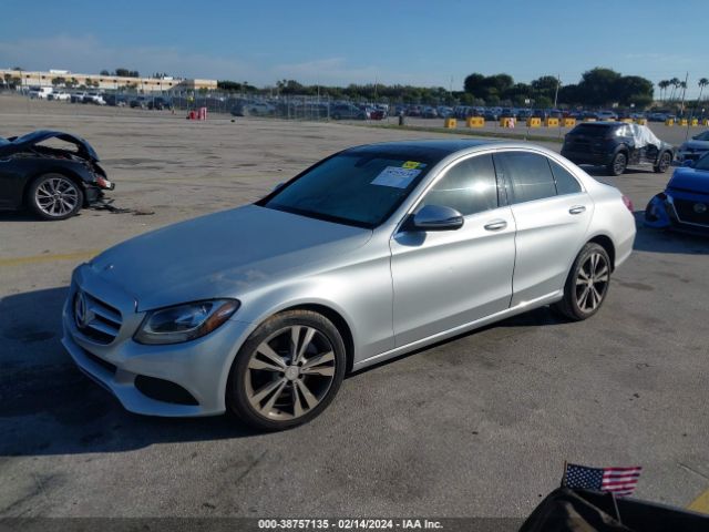 Photo 1 VIN: WDDWF4JB5JR314441 - MERCEDES-BENZ C 300 