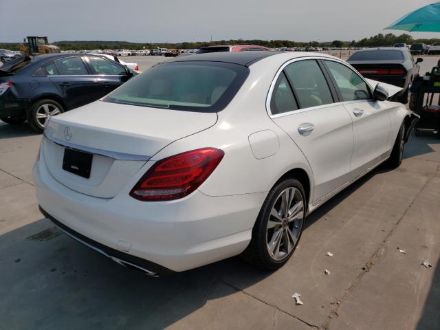 Photo 3 VIN: WDDWF4JB5JR398633 - MERCEDES-BENZ C 300 