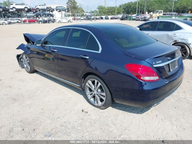 Photo 2 VIN: WDDWF4JB6HR282013 - MERCEDES-BENZ C 300 