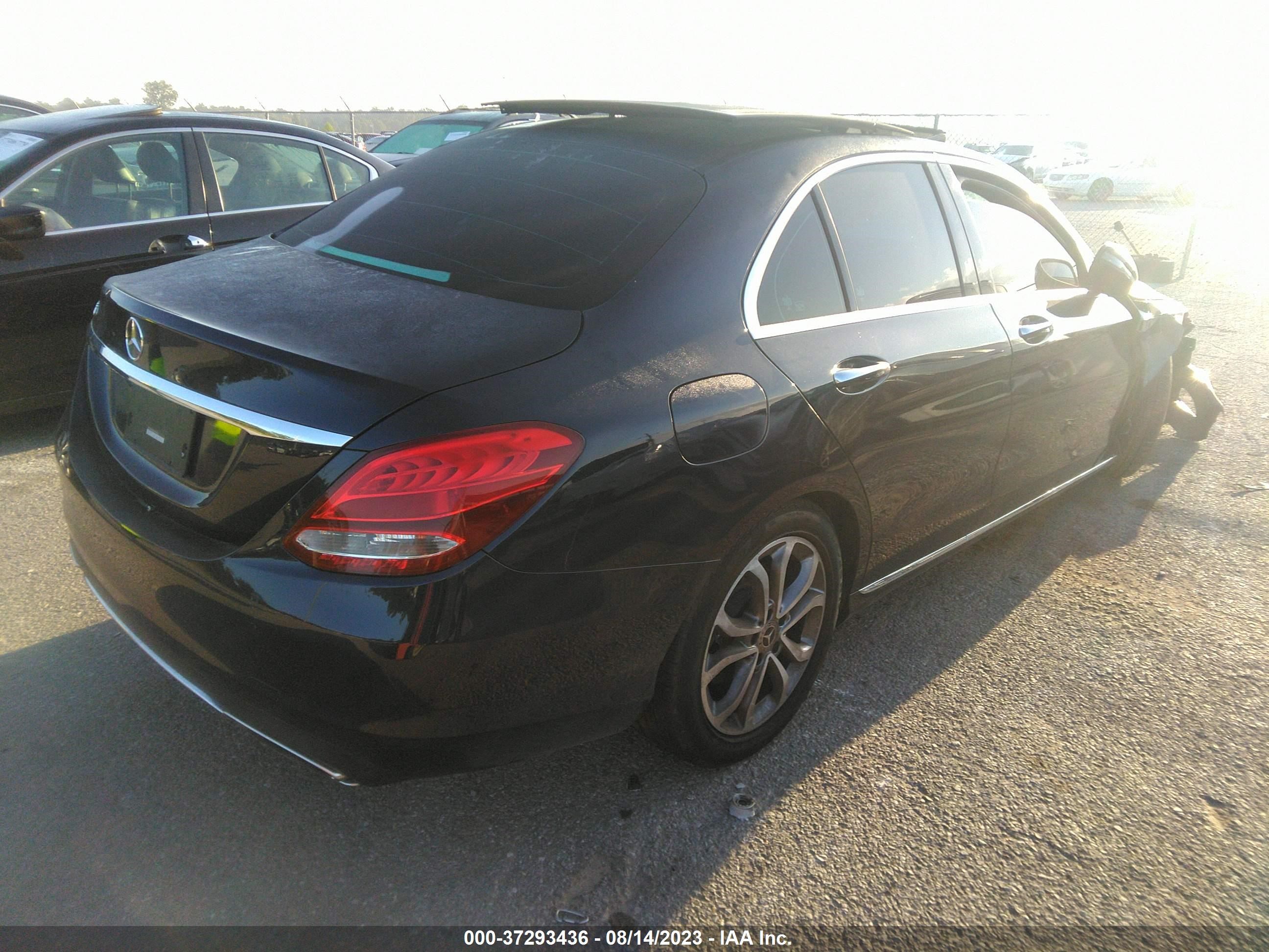 Photo 3 VIN: WDDWF4JB6JR392064 - MERCEDES-BENZ C-KLASSE 