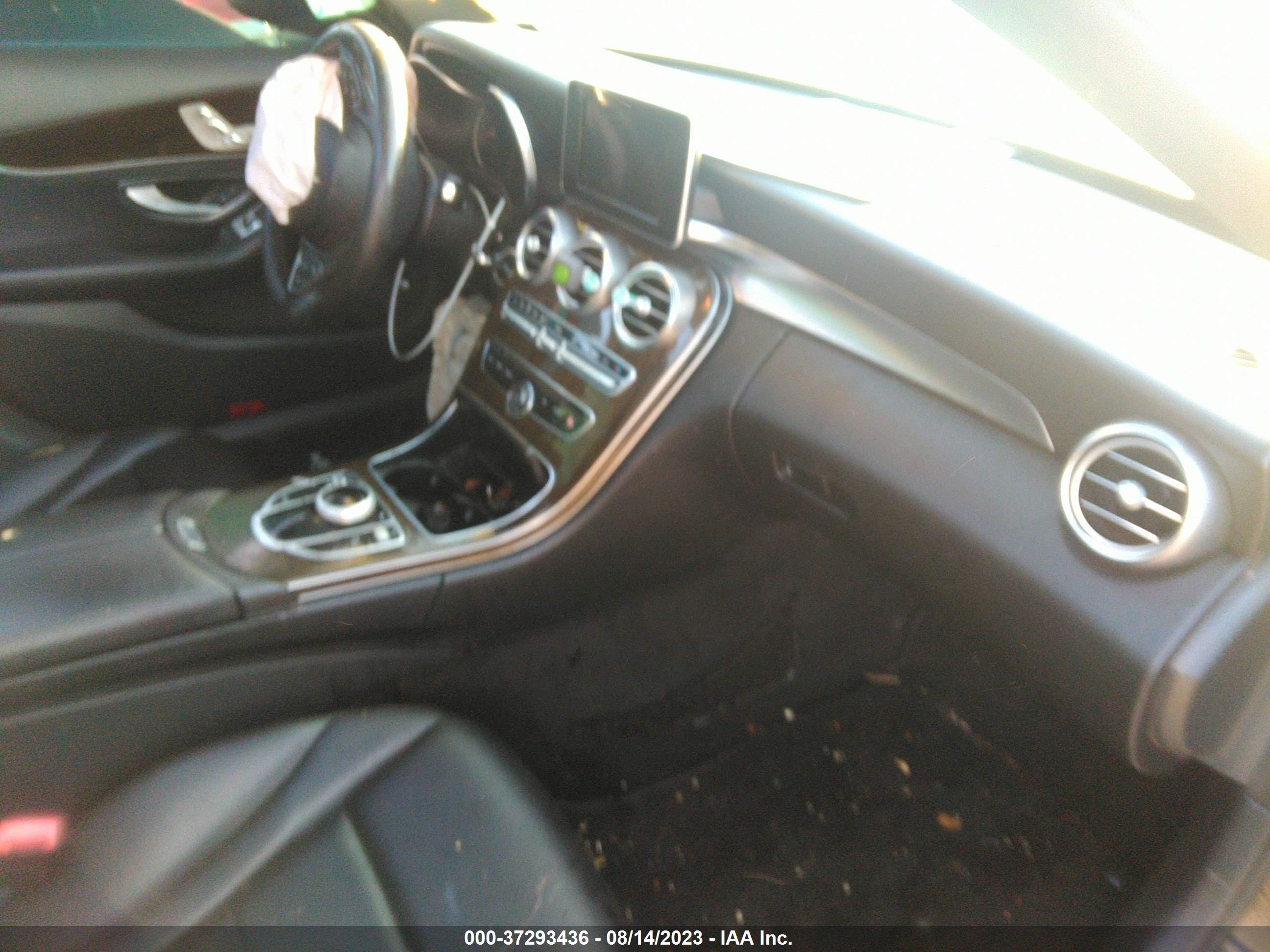 Photo 4 VIN: WDDWF4JB6JR392064 - MERCEDES-BENZ C-KLASSE 