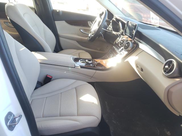 Photo 4 VIN: WDDWF4JB6JR411843 - MERCEDES-BENZ C 300 