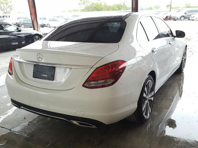 Photo 3 VIN: WDDWF4JB8JR361821 - MERCEDES-BENZ C 300 