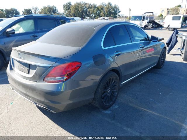 Photo 3 VIN: WDDWF4JB8JR403775 - MERCEDES-BENZ C 300 