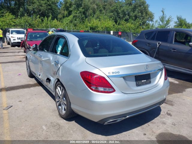 Photo 2 VIN: WDDWF4JB8JR421662 - MERCEDES-BENZ C-CLASS 