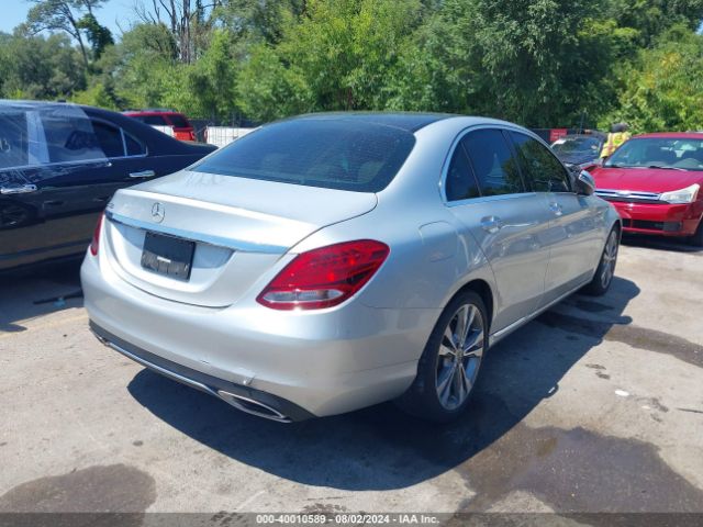 Photo 3 VIN: WDDWF4JB8JR421662 - MERCEDES-BENZ C-CLASS 