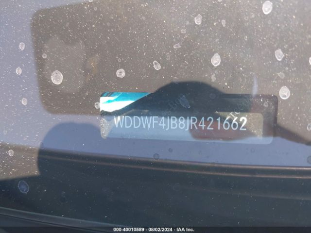 Photo 8 VIN: WDDWF4JB8JR421662 - MERCEDES-BENZ C-CLASS 