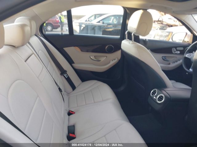 Photo 7 VIN: WDDWF4JB9JR385593 - MERCEDES-BENZ C-CLASS 