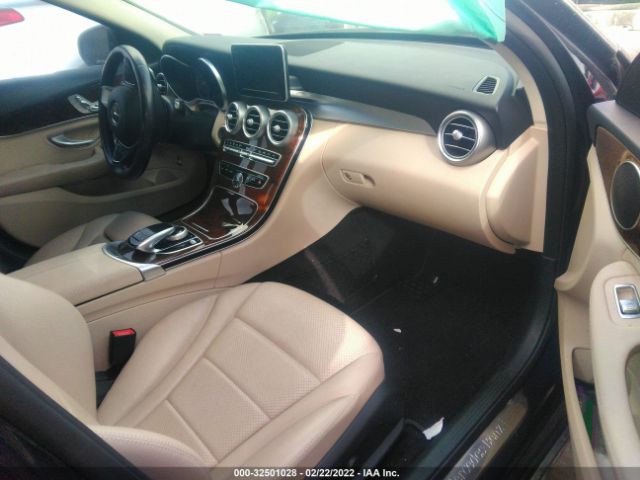 Photo 4 VIN: WDDWF4JBXGR173441 - MERCEDES-BENZ C-CLASS 