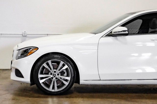 Photo 8 VIN: WDDWF4JBXJR416351 - MERCEDES-BENZ C-CLASS 