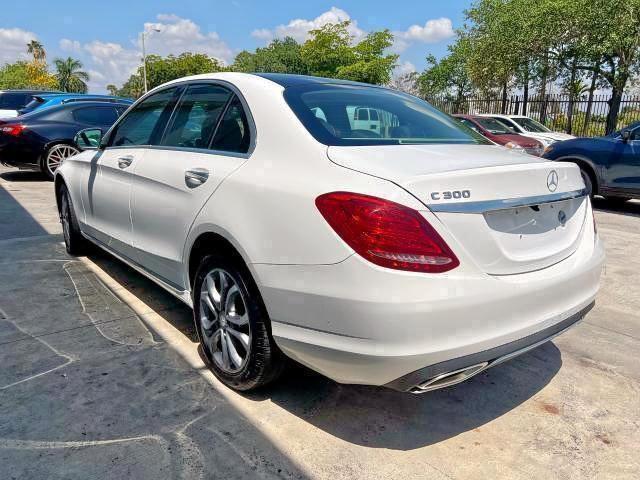 Photo 1 VIN: WDDWF4KB0HR233758 - MERCEDES-BENZ C 300 4MAT 