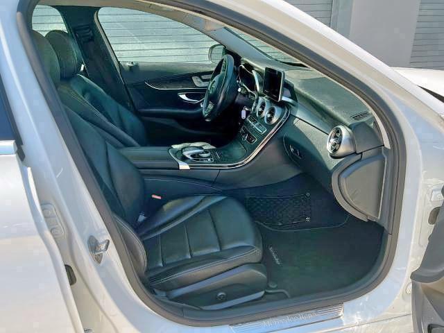 Photo 4 VIN: WDDWF4KB0HR233758 - MERCEDES-BENZ C 300 4MAT 