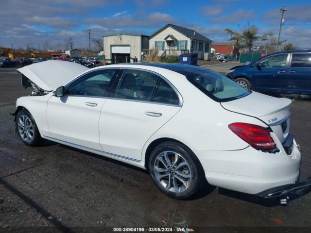 Photo 2 VIN: WDDWF4KB1JR314855 - MERCEDES-BENZ C 300 