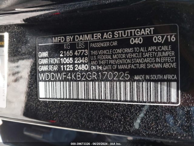 Photo 8 VIN: WDDWF4KB2GR170225 - MERCEDES-BENZ C-CLASS 