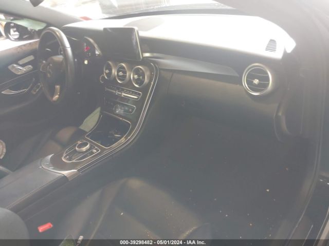 Photo 4 VIN: WDDWF4KB4JR399349 - MERCEDES-BENZ C 300 