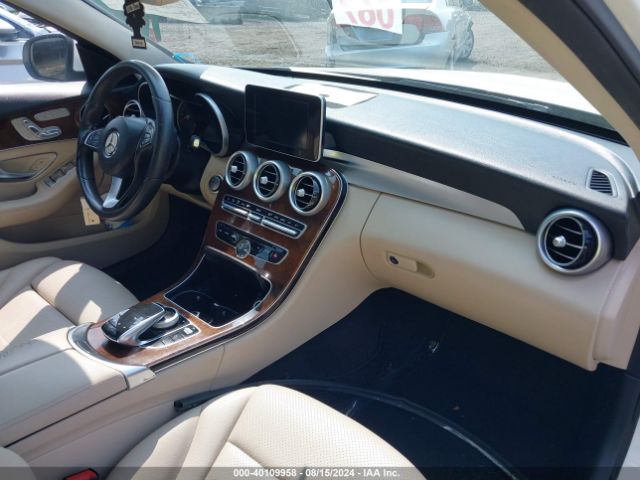 Photo 4 VIN: WDDWF4KB6GR149314 - MERCEDES-BENZ C-CLASS 