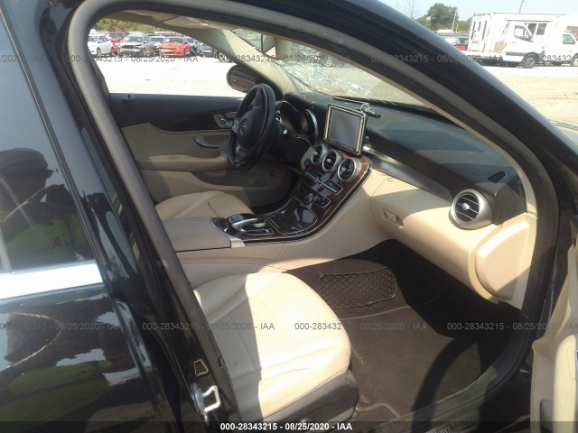 Photo 4 VIN: WDDWF4KB7GR125202 - MERCEDES-BENZ C-CLASS 