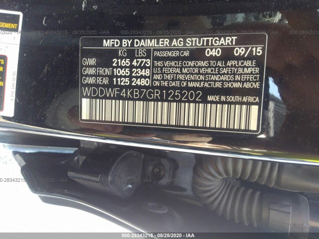 Photo 8 VIN: WDDWF4KB7GR125202 - MERCEDES-BENZ C-CLASS 