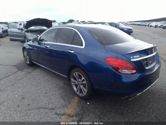 Photo 2 VIN: WDDWF4KB7JR409761 - MERCEDES-BENZ C-CLASS 