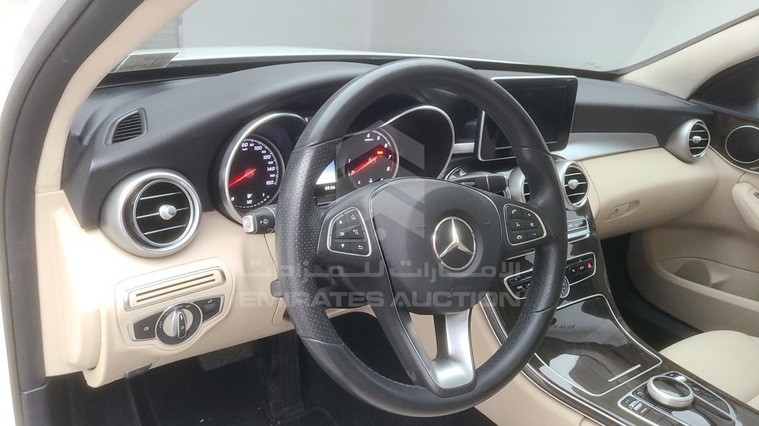 Photo 12 VIN: WDDWF4KB8JR338375 - MERCEDES C 300 