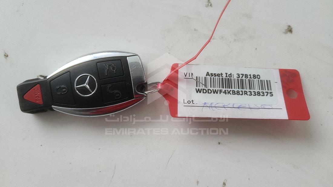 Photo 4 VIN: WDDWF4KB8JR338375 - MERCEDES C 300 