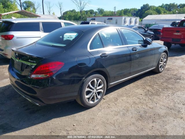 Photo 3 VIN: WDDWF4KBXGR137568 - MERCEDES-BENZ C 300 