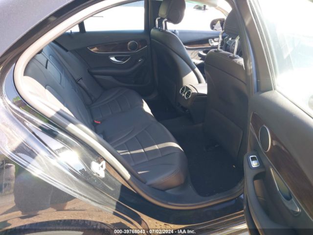 Photo 7 VIN: WDDWF4KBXGR137568 - MERCEDES-BENZ C 300 