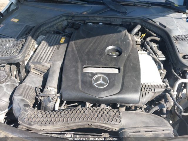 Photo 9 VIN: WDDWF4KBXHR243505 - MERCEDES-BENZ C-CLASS 