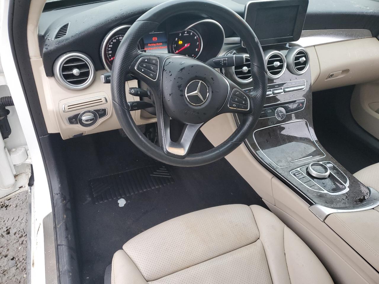 Photo 7 VIN: WDDWF4KBXJR397279 - MERCEDES-BENZ C-KLASSE 