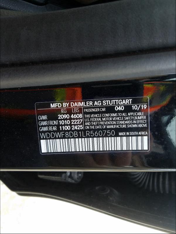 Photo 9 VIN: WDDWF8DB1LR560750 - MERCEDES-BENZ C 300 