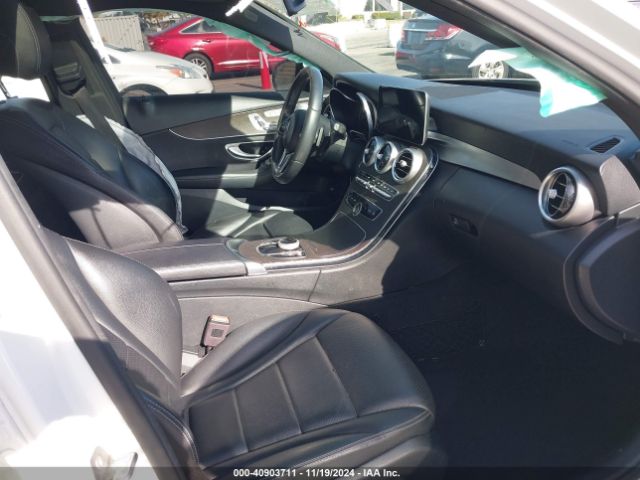 Photo 4 VIN: WDDWF8DB7KR482361 - MERCEDES-BENZ C-CLASS 