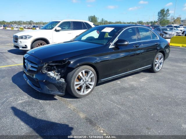 Photo 1 VIN: WDDWF8DBXLR552355 - MERCEDES-BENZ C 300 