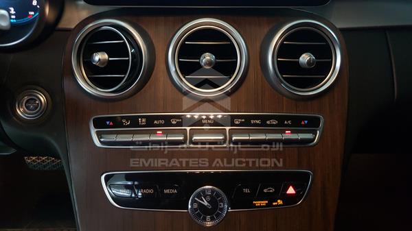 Photo 20 VIN: WDDWF8EBXLR527969 - MERCEDES-BENZ C 300 