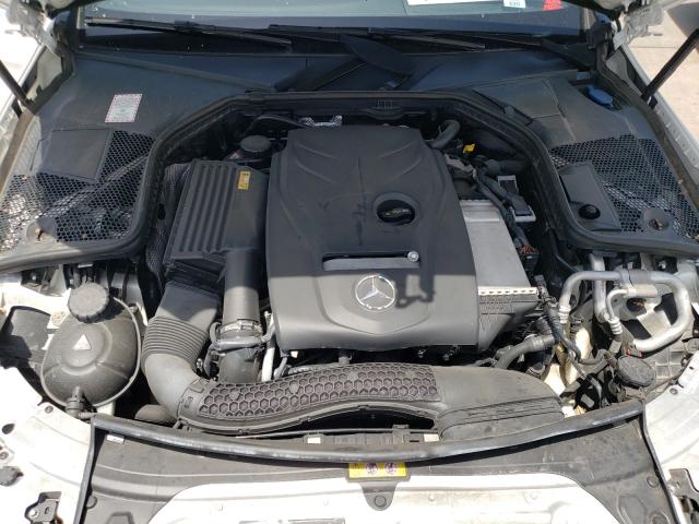 Photo 6 VIN: WDDWJ4JB8HF418027 - MERCEDES-BENZ C 300 