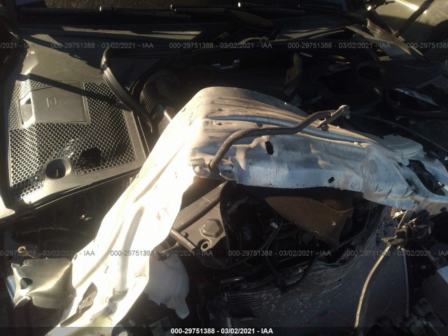 Photo 9 VIN: WDDWJ4KB1HF520350 - MERCEDES-BENZ C 300 