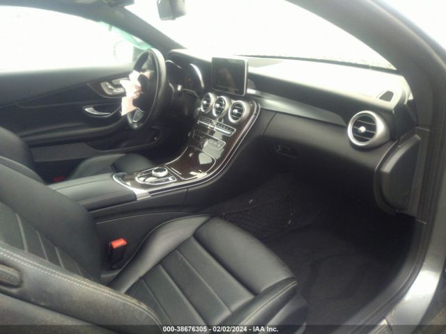 Photo 4 VIN: WDDWJ4KB1JF663739 - MERCEDES-BENZ C 300 