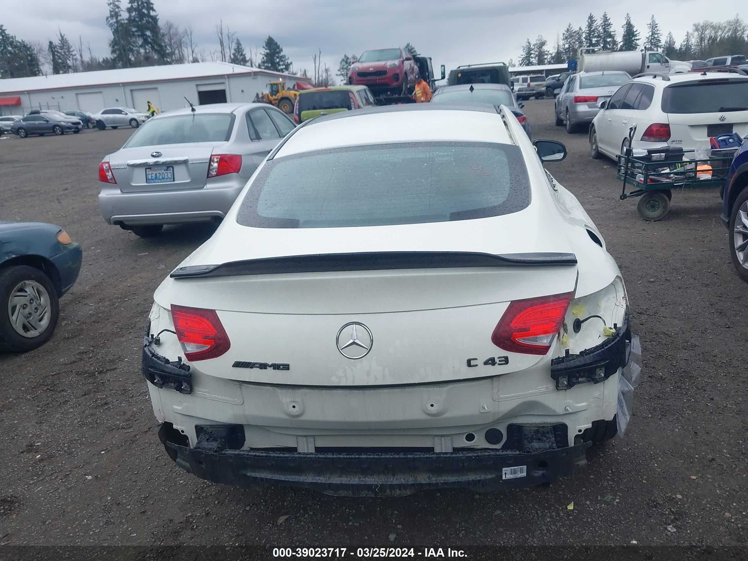 Photo 16 VIN: WDDWJ4KB5HF384966 - MERCEDES-BENZ C-KLASSE 