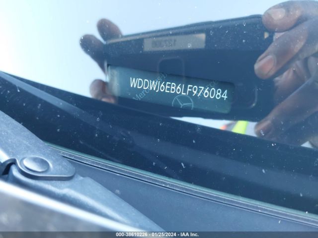 Photo 8 VIN: WDDWJ6EB6LF976084 - MERCEDES-BENZ AMG C 43 