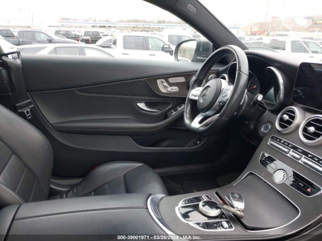 Photo 4 VIN: WDDWJ8EB1KF843310 - MERCEDES-BENZ C 300 