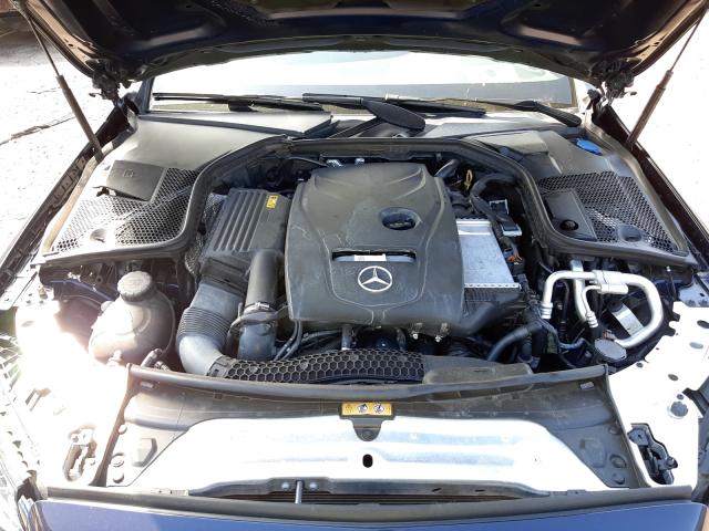 Photo 6 VIN: WDDWK4JB3JF738391 - MERCEDES-BENZ C 300 