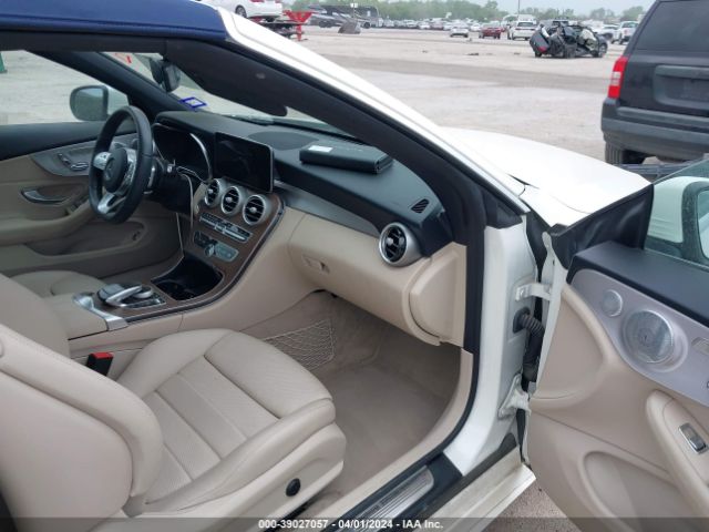 Photo 4 VIN: WDDWK8DBXKF924255 - MERCEDES-BENZ C 300 